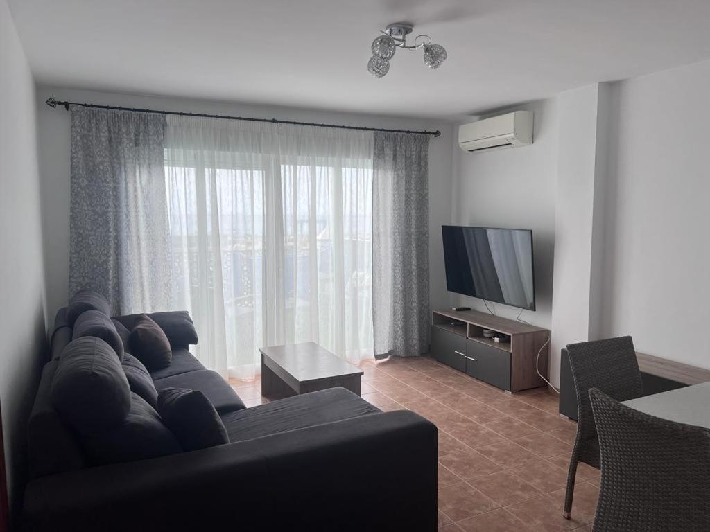 Apartamentos La Caleta カレタ・デ・ベレス エクステリア 写真