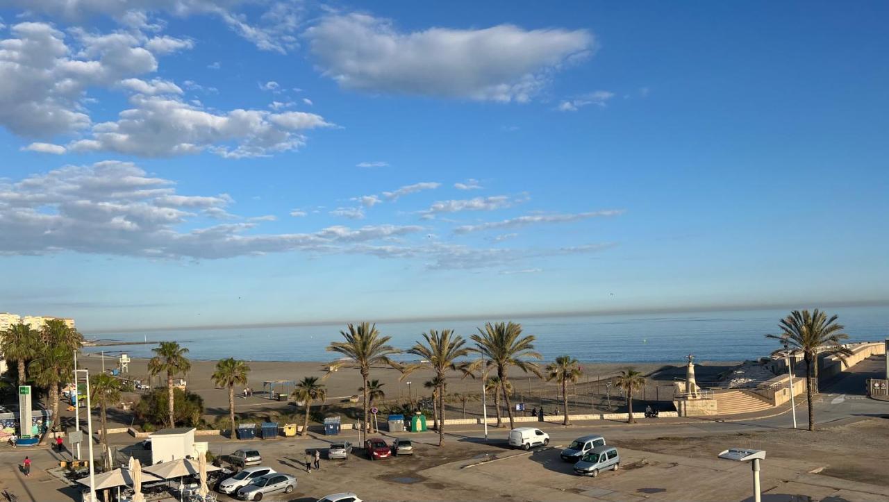 Apartamentos La Caleta カレタ・デ・ベレス エクステリア 写真